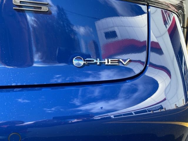 New 2026 Toyota Prius Plug-In Hybrid FWD image 15