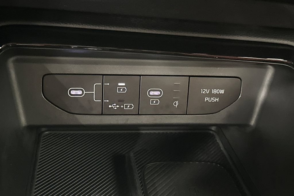 Used 2025 Kia K5 GT-Line w/ GT-Line Premium Package AWD/4WD image 35