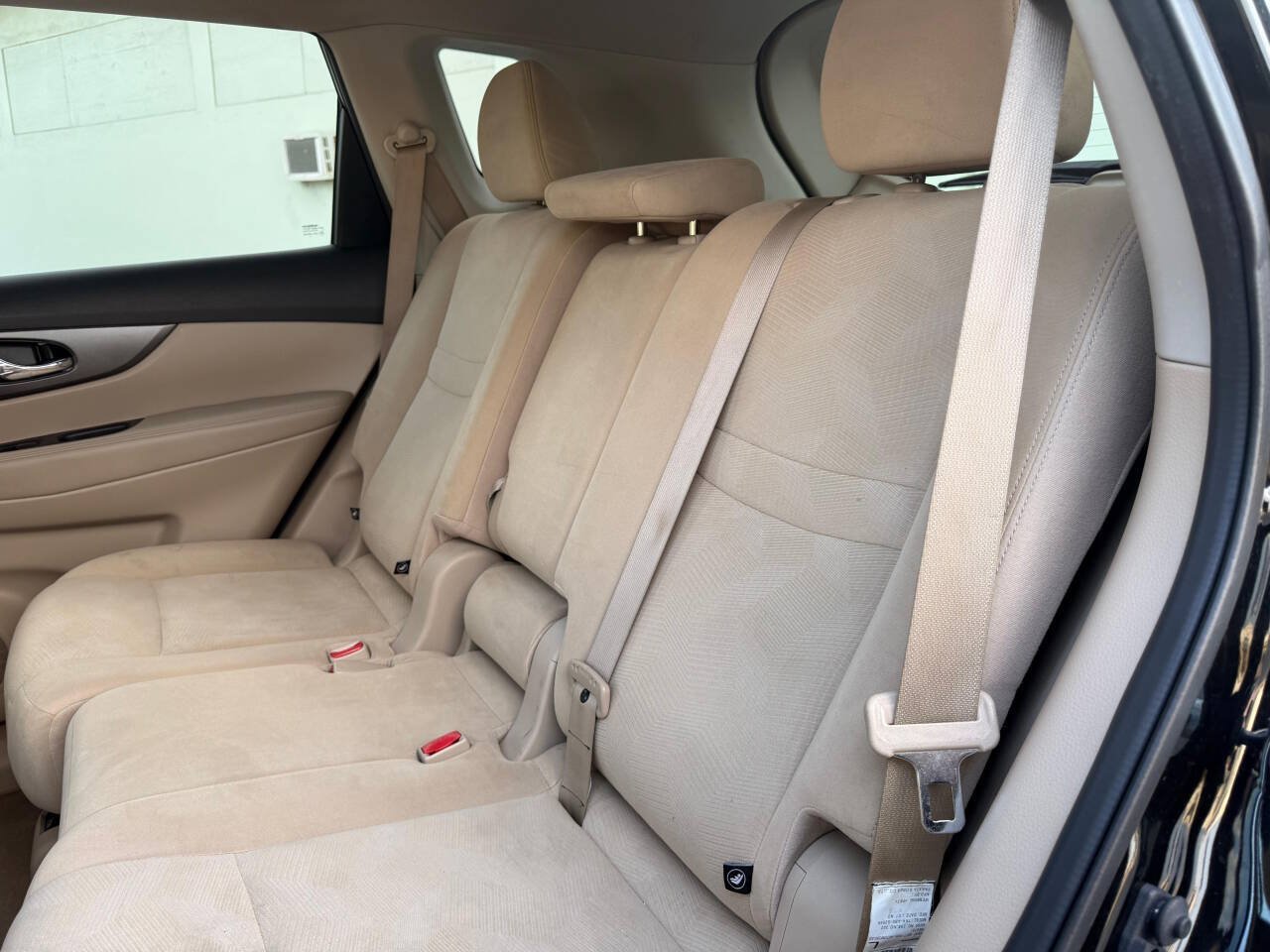 Used 2015 Nissan Rogue SV FWD image 22