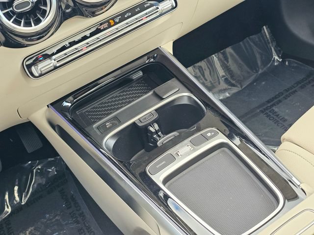 New 2026 Mercedes-Benz GLB 250 4MATIC image 32