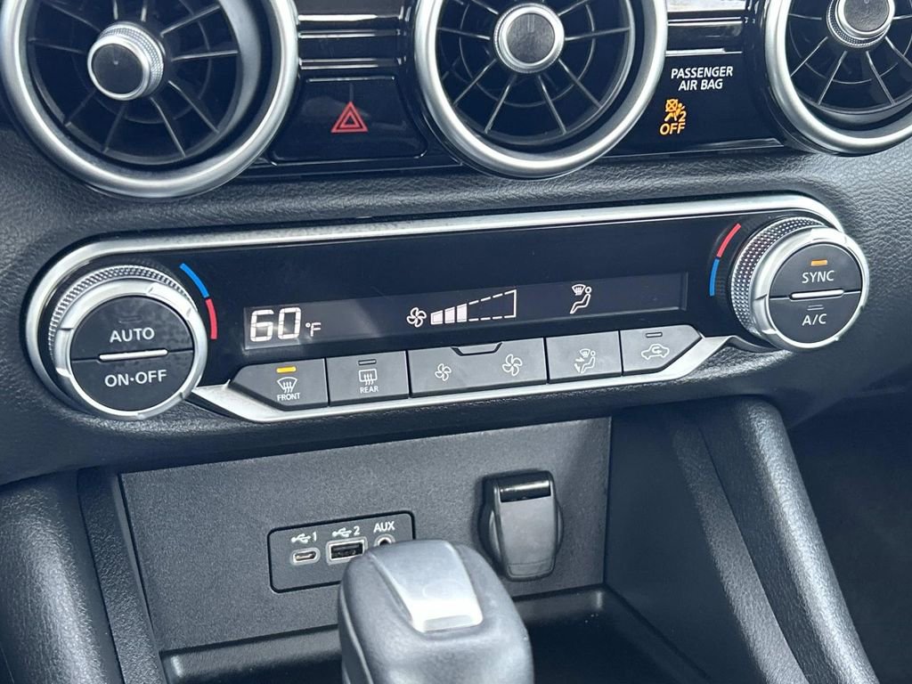 Certified 2023 Nissan Sentra SR FWD image 30