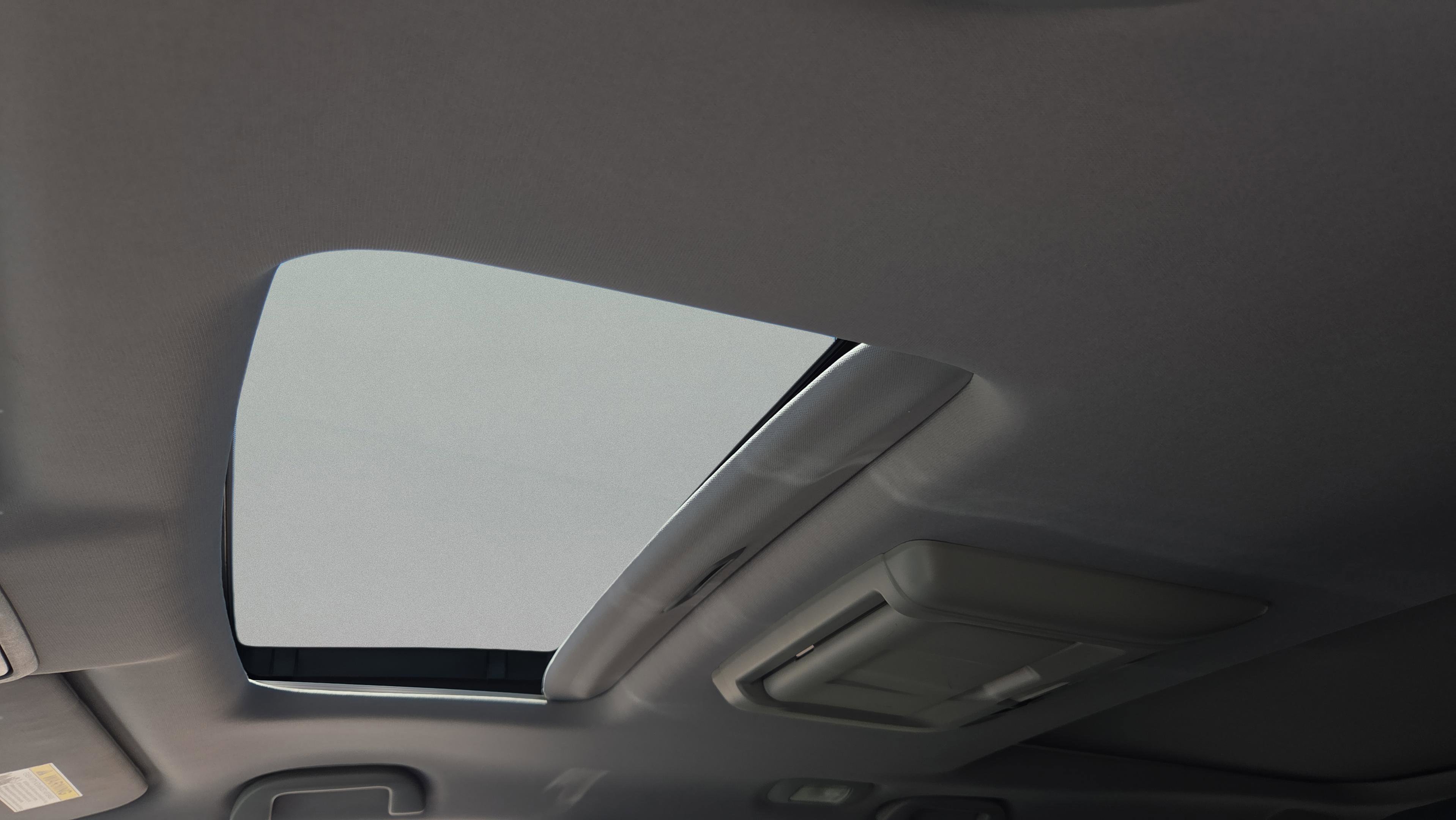 Certified 2018 Honda Pilot Elite image 9