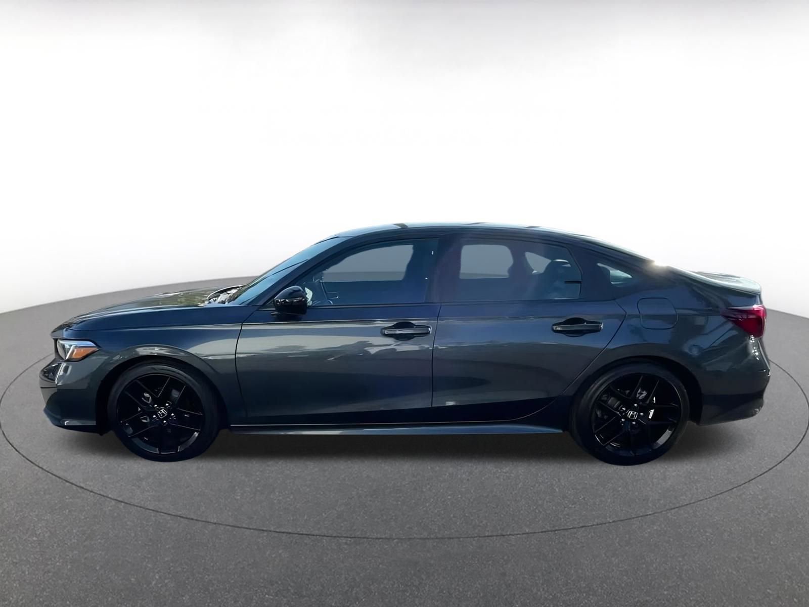 Used 2025 Honda Civic Sport image 8