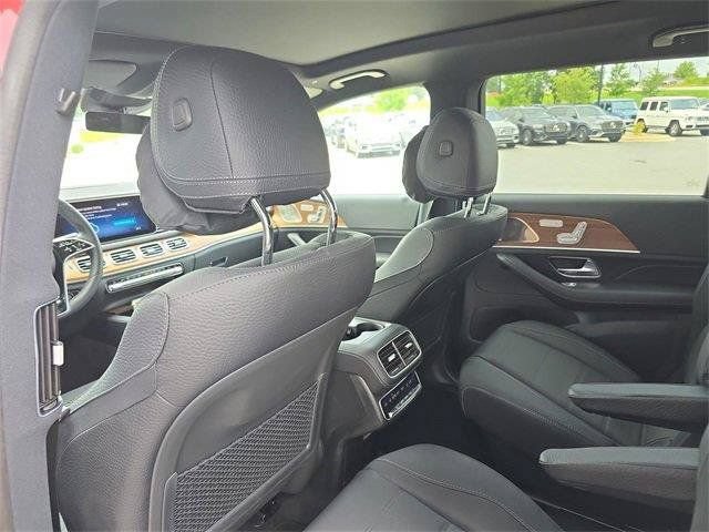 Certified 2025 Mercedes-Benz GLS 450 4MATIC image 19