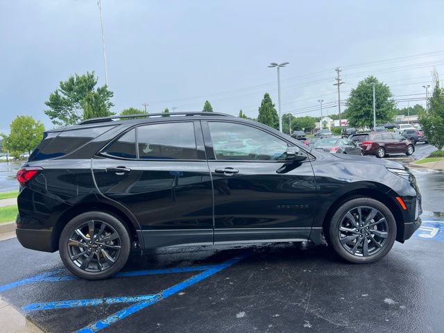 Used 2023 Chevrolet Equinox RS w/ RS Leather Package AWD/4WD image 5