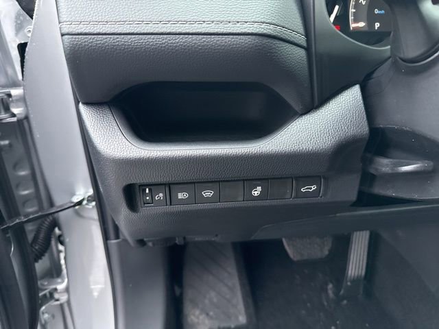 New 2025 Toyota RAV4 XLE image 16