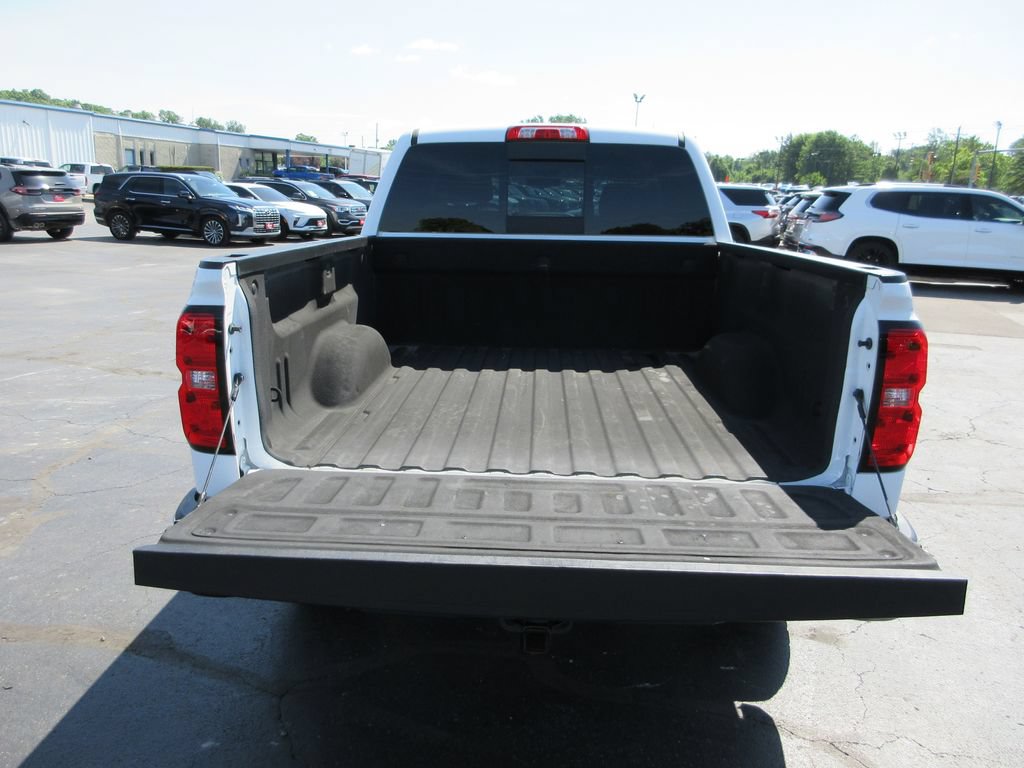 Certified 2018 Chevrolet Silverado 1500 LT w/ Texas Edition AWD/4WD image 10