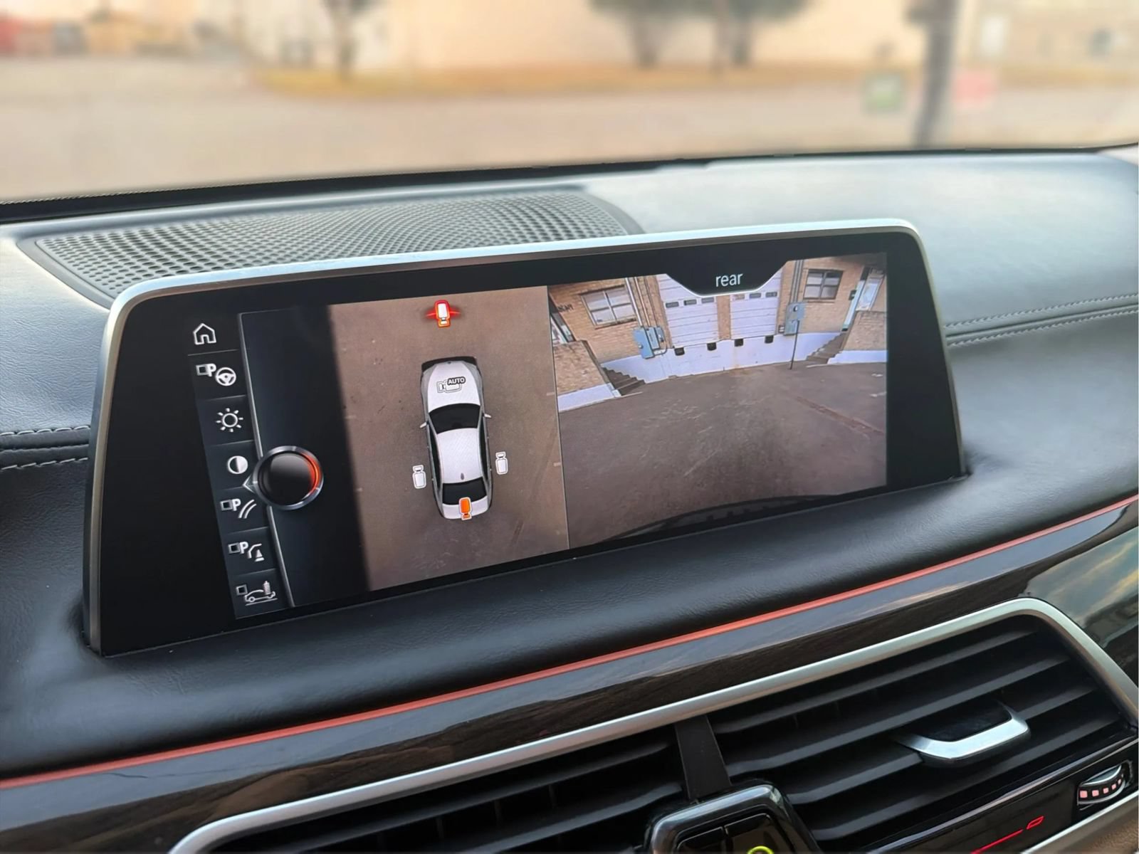 Used 2017 BMW 740i xDrive AWD/4WD image 35