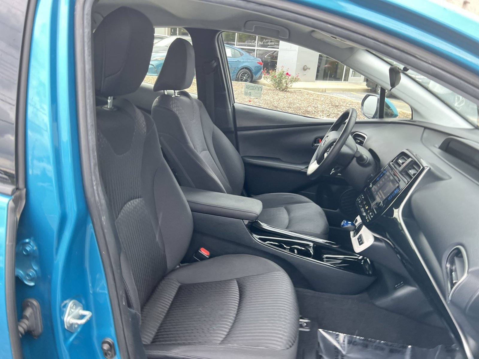 Used 2017 Toyota Prius Prime Plus FWD image 25