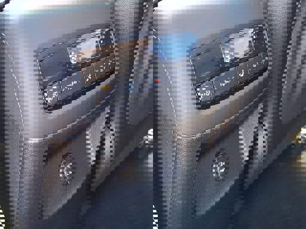 Used 2024 Hyundai Palisade SEL image 25