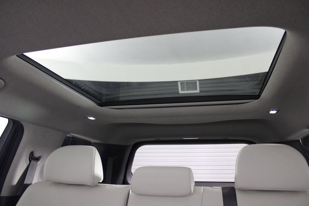 Used 2024 Hyundai Santa Fe Limited FWD image 25