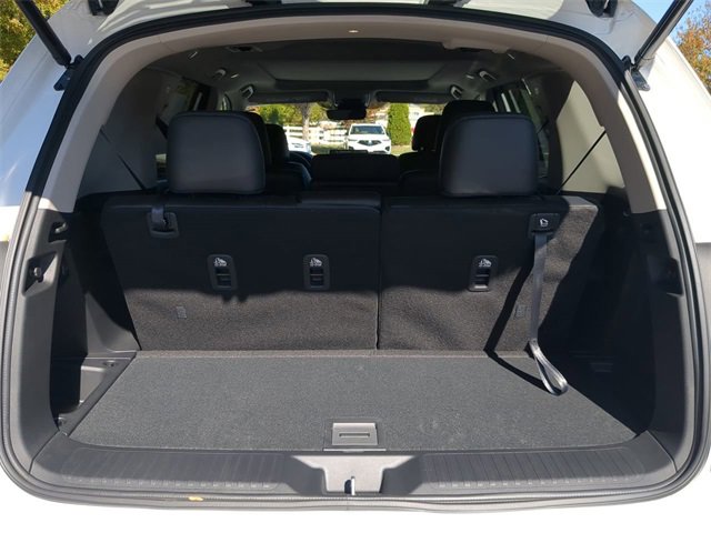 New 2025 Honda Pilot Touring image 12