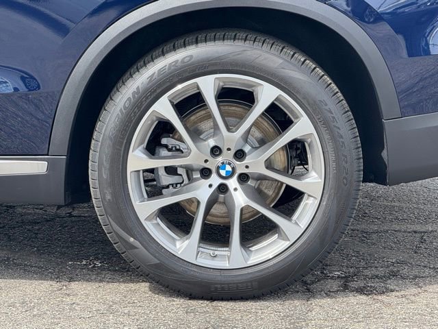 New 2026 BMW X5 xDrive40i AWD/4WD image 3
