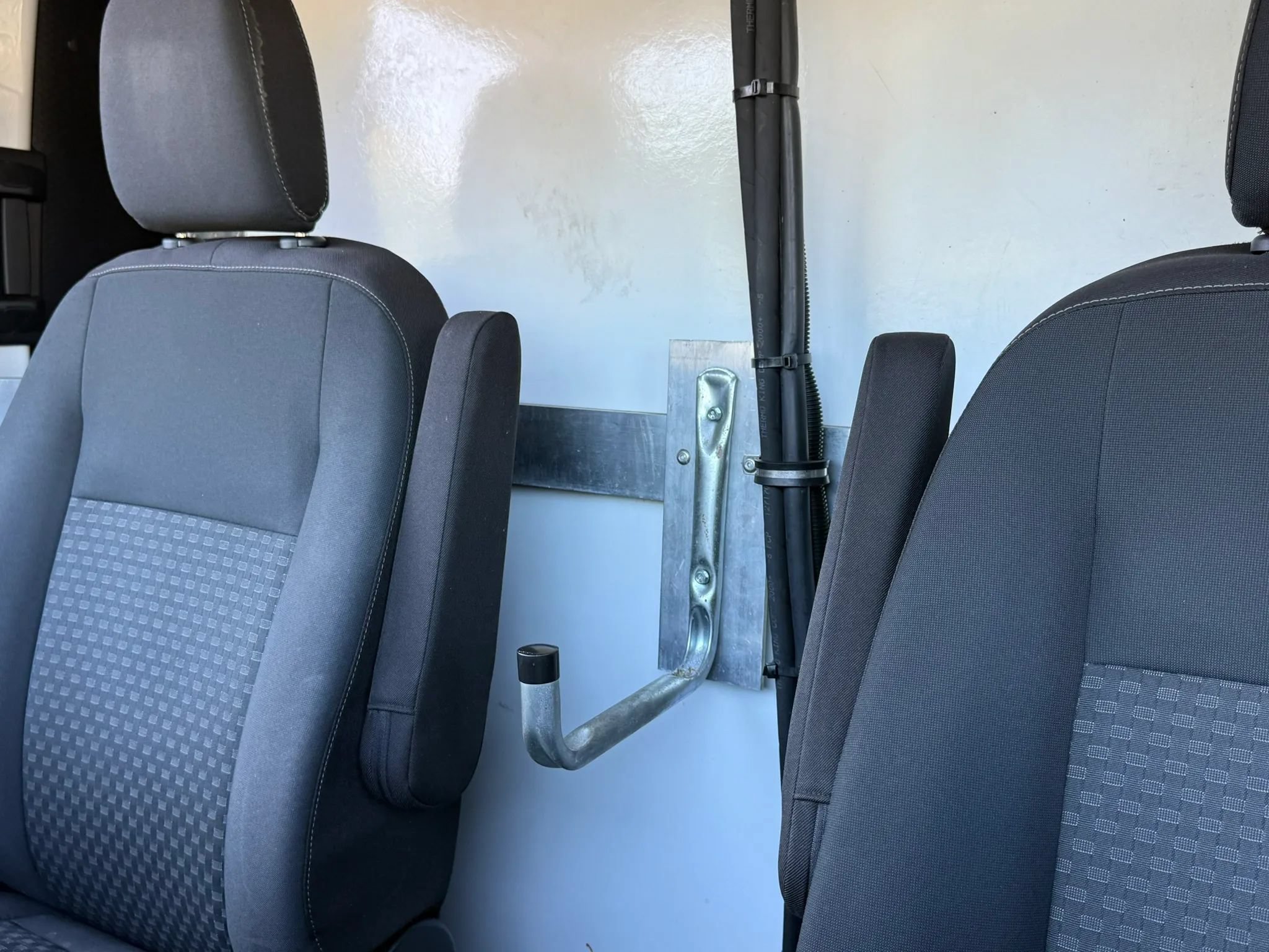 Used 2020 Ford Transit 250 Medium Roof AWD w/ Load Area Protection Package image 22