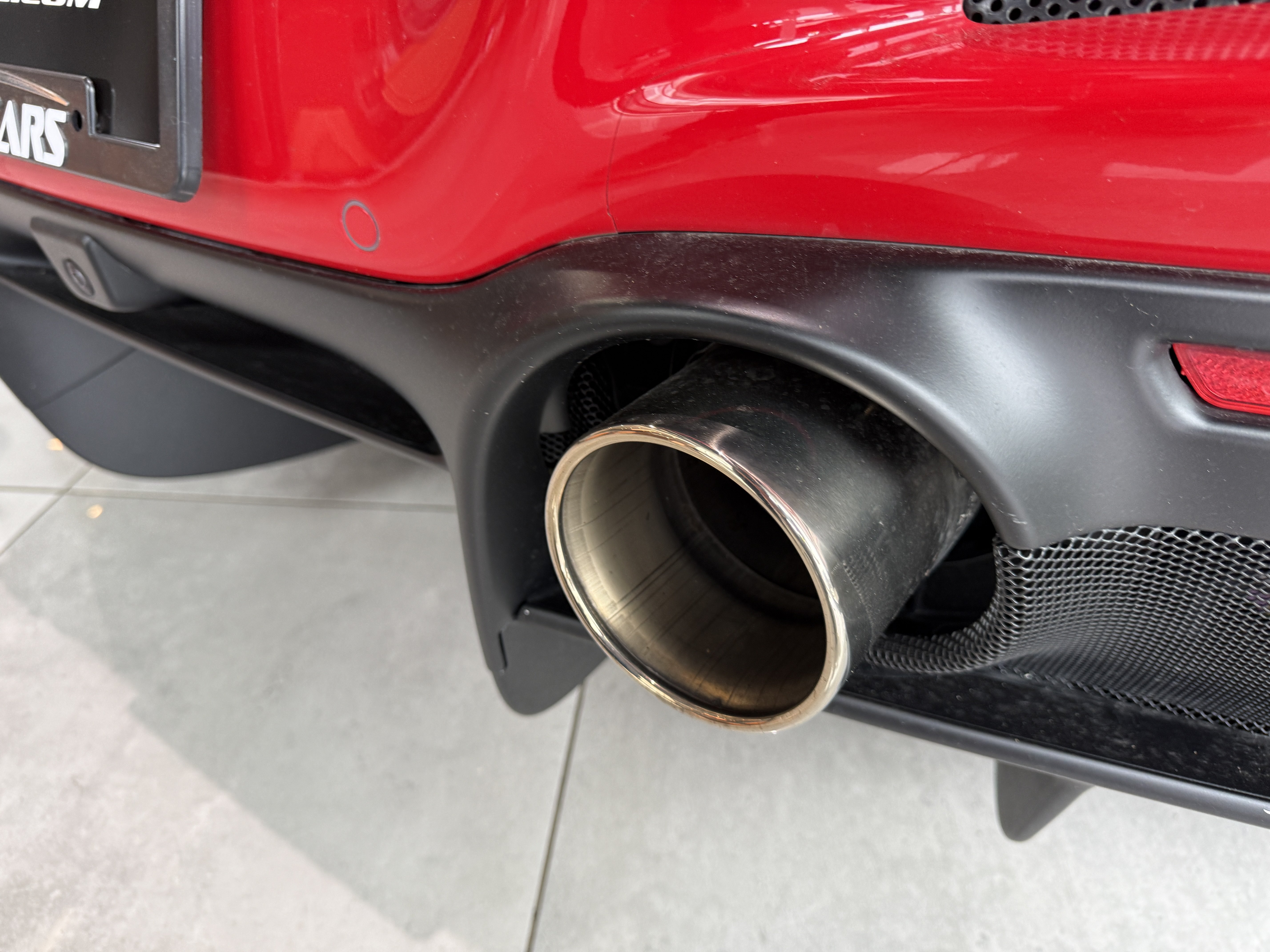 Used 2021 Ferrari F8 Tributo RWD image 40