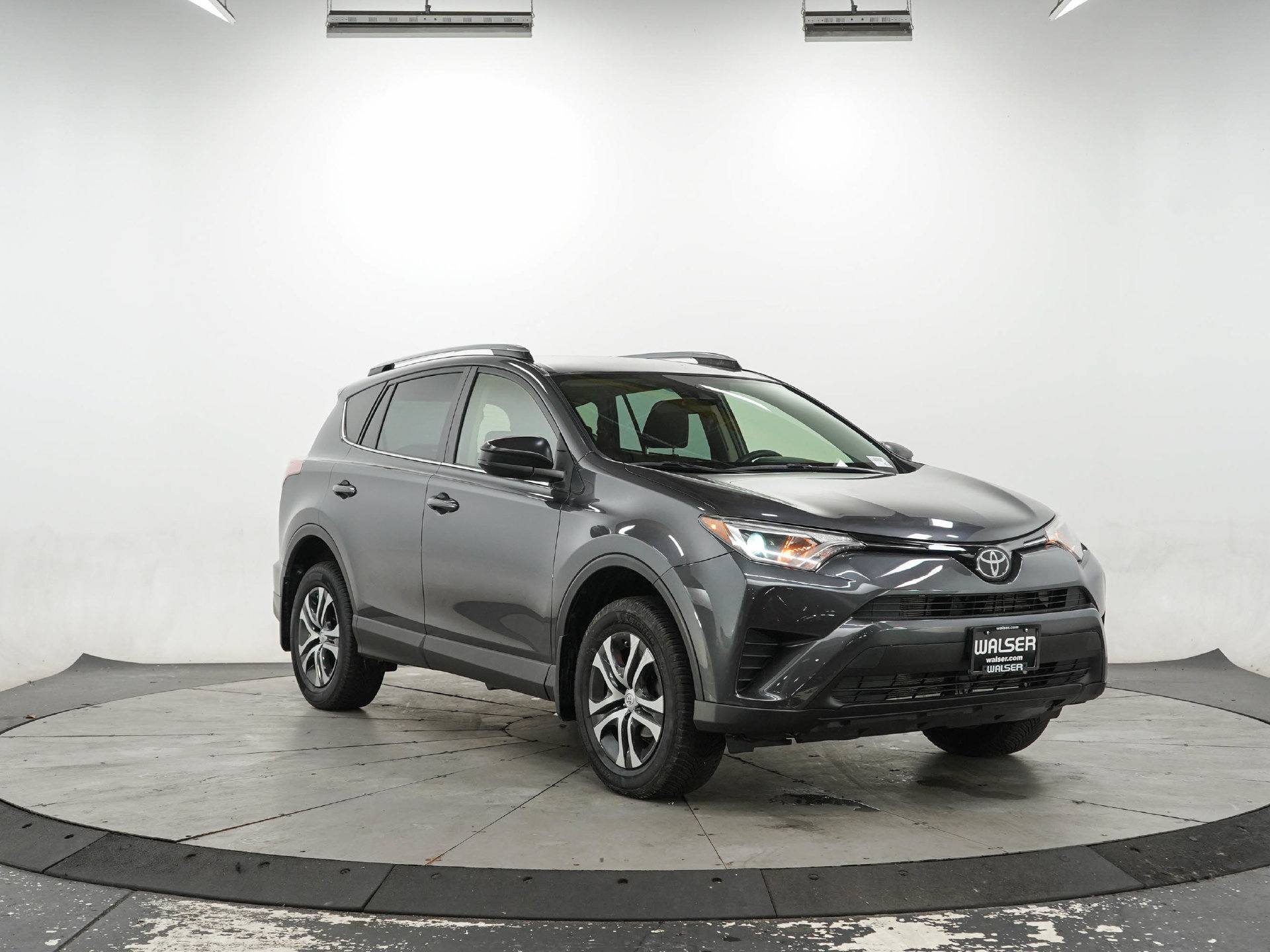 Used 2018 Toyota RAV4 LE w/ All Weather Liner Package AWD/4WD image 7