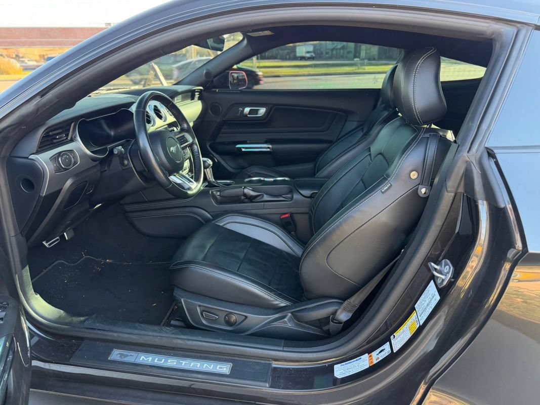 Used 2023 Ford Mustang GT Premium w/ Equipment Group 401A RWD image 17