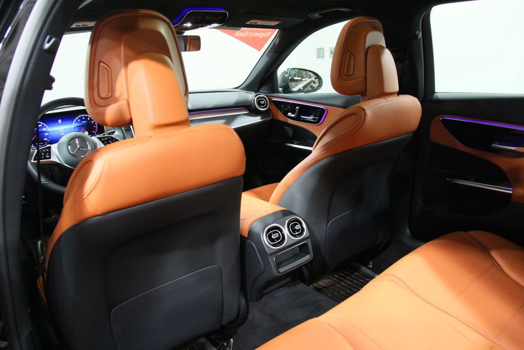 Certified 2025 Mercedes-Benz C 300 4MATIC Sedan image 27