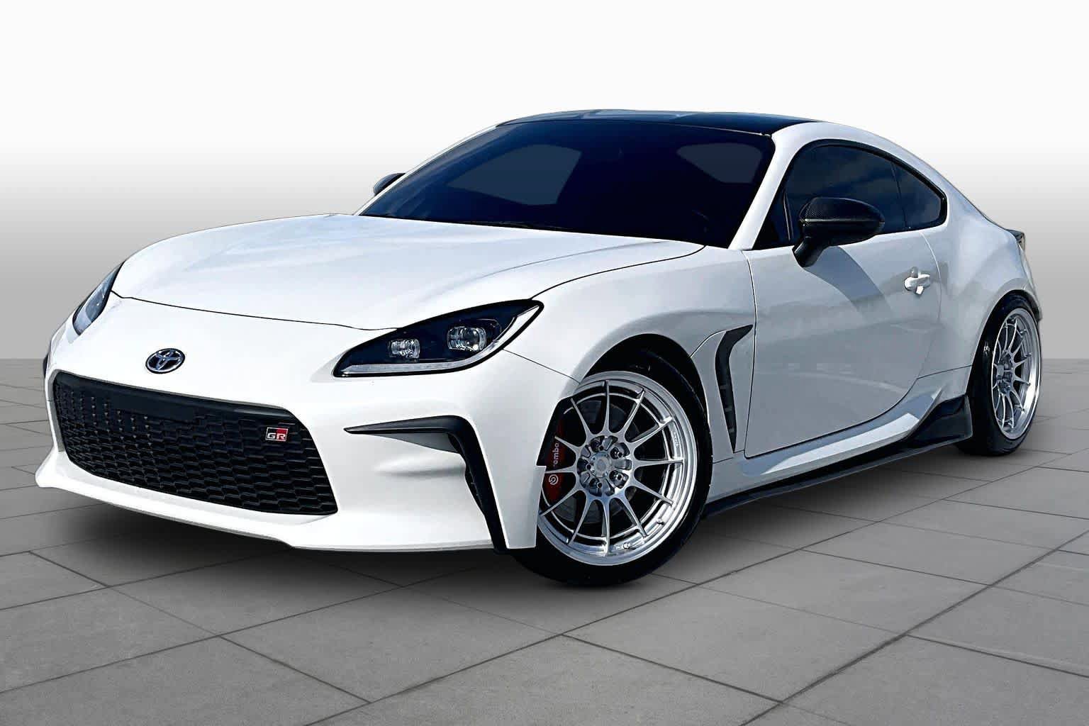 Used 2024 Toyota GR86 Premium w/ Performance Package RWD image 1