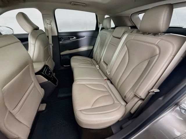 Used 2021 Lincoln Nautilus Reserve FWD image 25