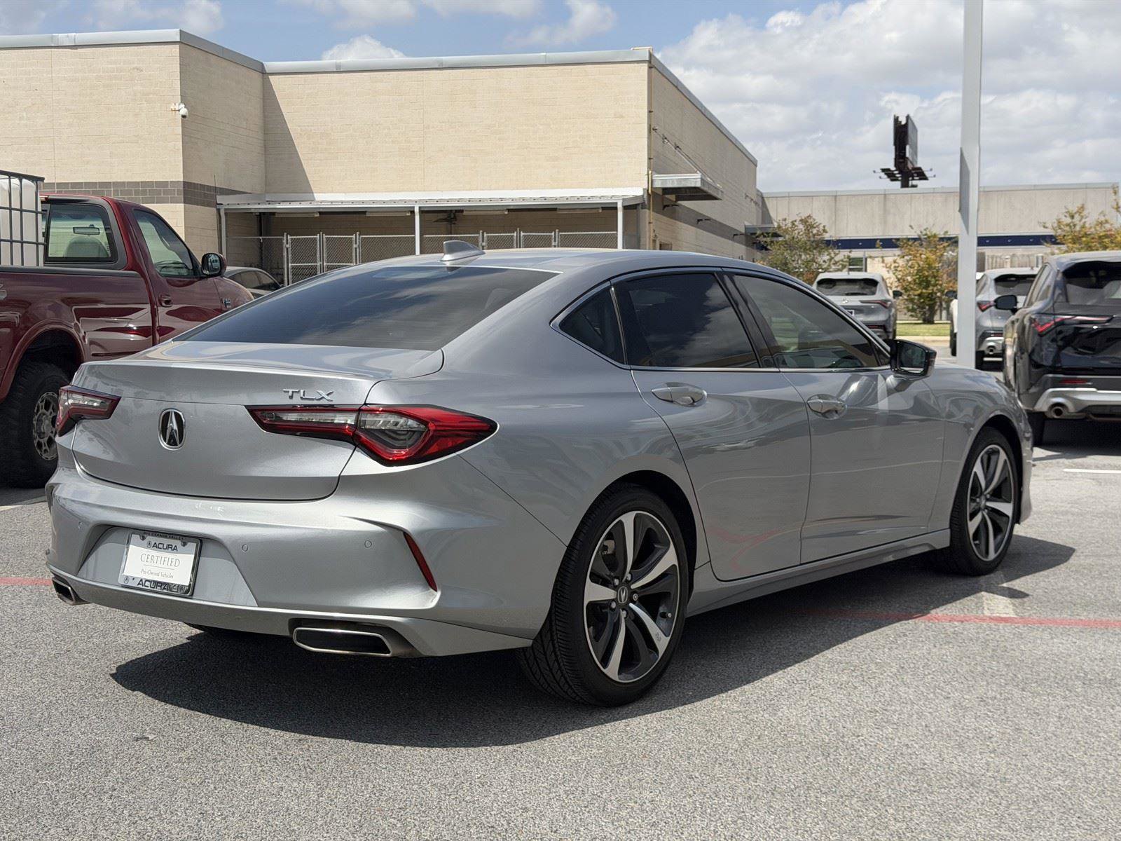 Certified 2025 Acura TLX w/ Technology Package image 16