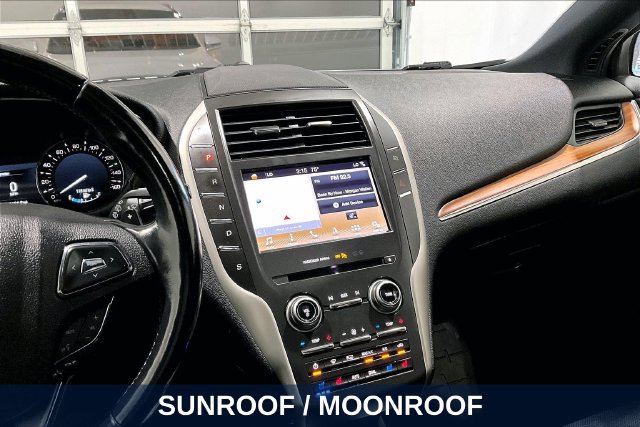 Used 2019 Lincoln MKC Reserve AWD/4WD image 12