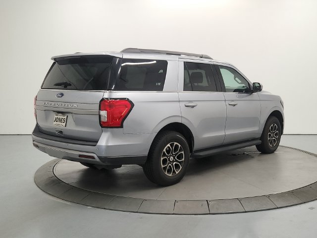 Used 2024 Ford Expedition XLT RWD image 8