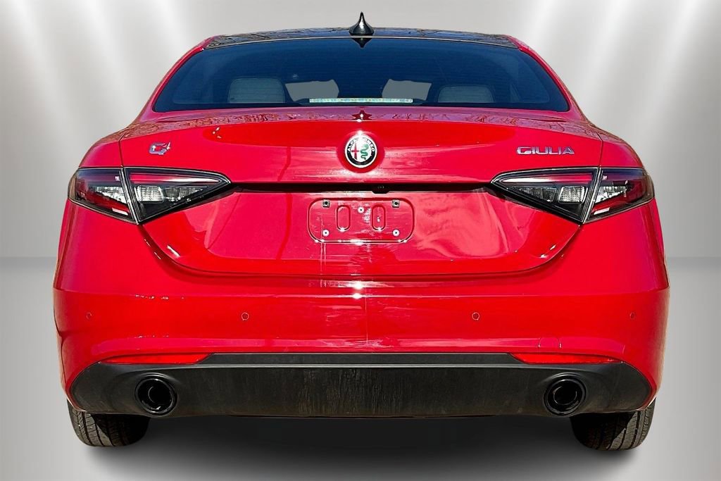 Used 2024 Alfa Romeo Giulia Ti image 5