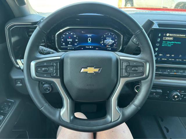 Used 2025 Chevrolet Silverado 1500 LT AWD/4WD image 20