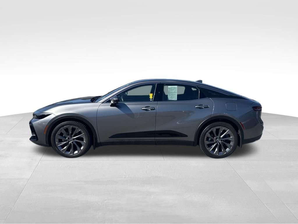 Used 2023 Toyota Crown Limited w/ Advanced Technology Package image 2