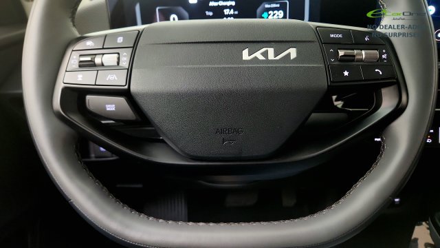 Used 2025 Kia EV6 Wind AWD/4WD image 55