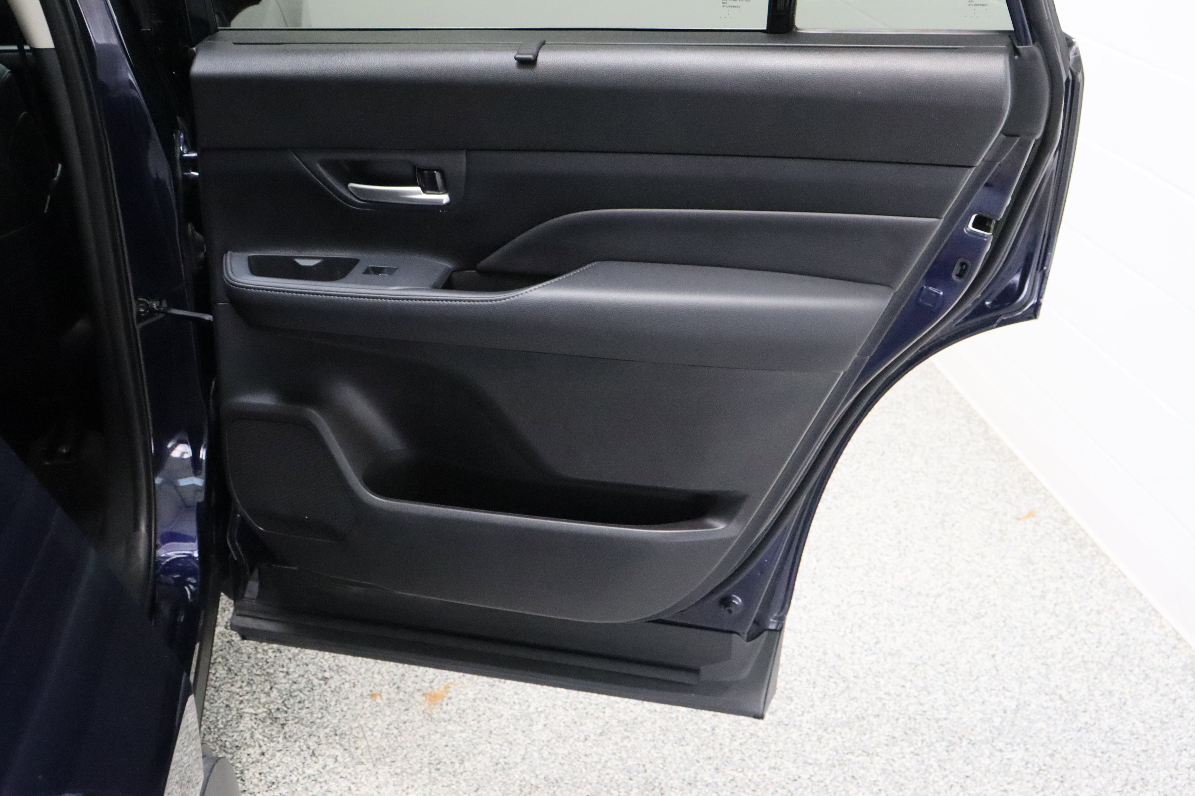 Certified 2025 Toyota Grand Highlander FWD image 36