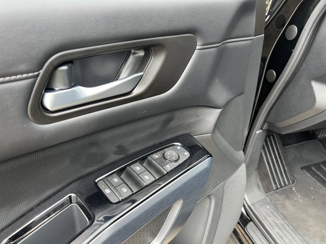 Used 2024 Nissan Pathfinder SL FWD image 24
