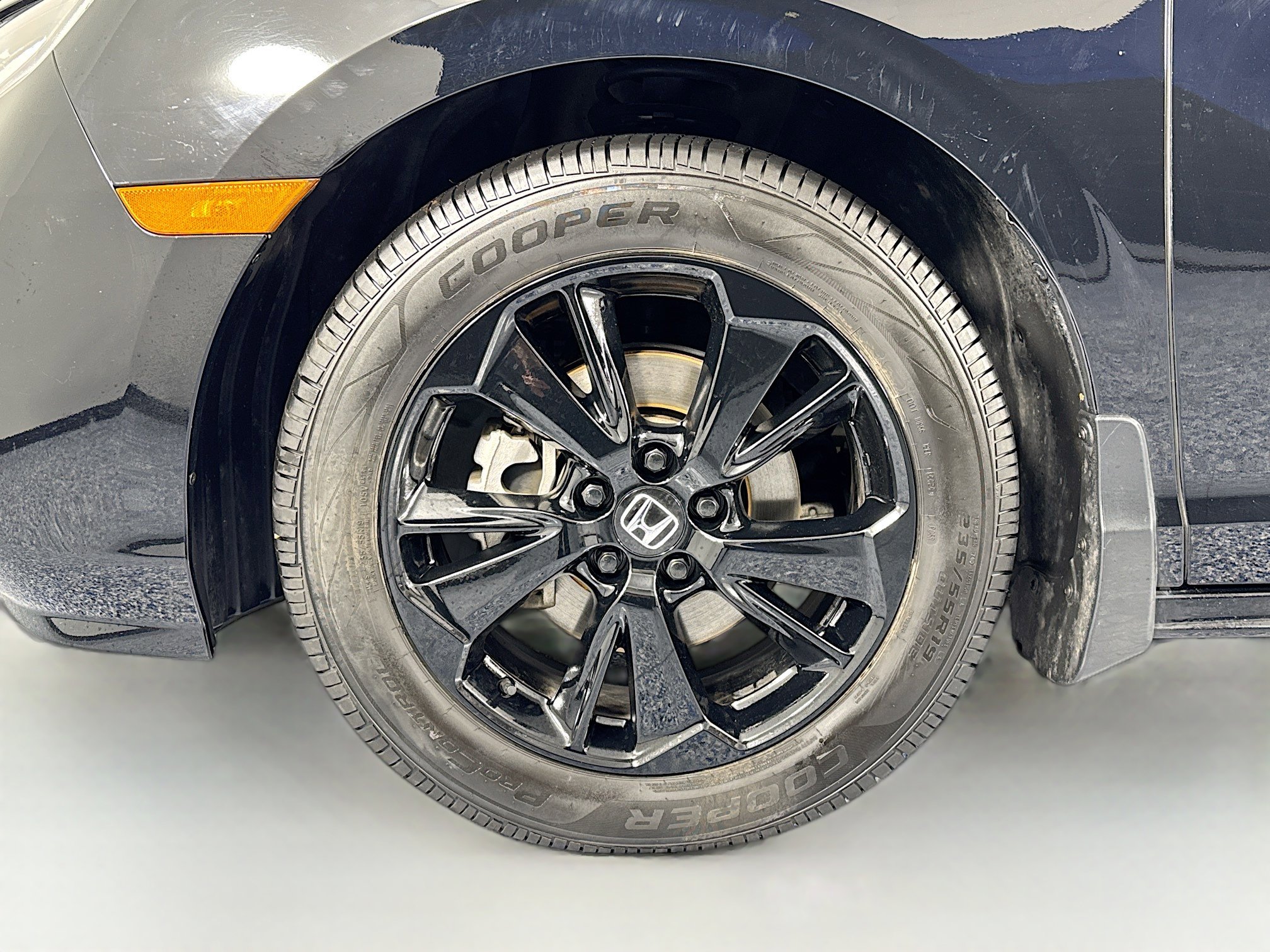 Certified 2023 Honda Odyssey Sport image 32