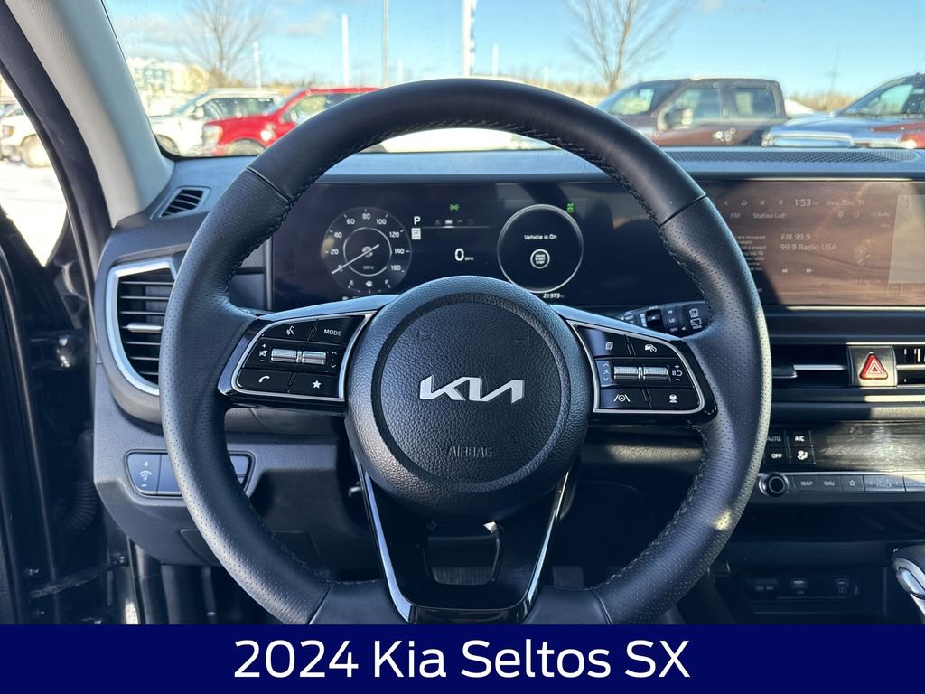 Used 2024 Kia Seltos SX image 17