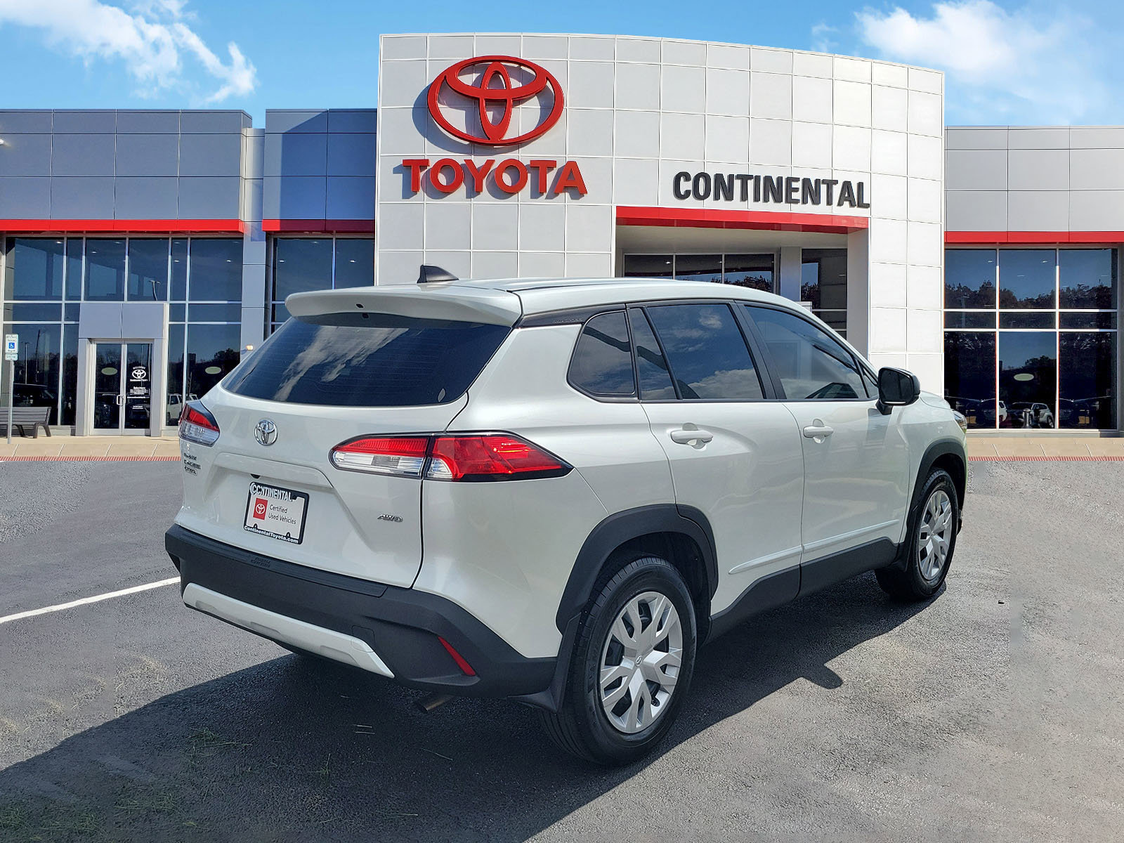 Certified 2023 Toyota Corolla Cross L AWD/4WD image 5