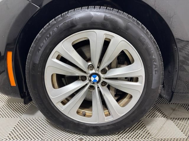 Used 2012 BMW 535i xDrive AWD/4WD image 24