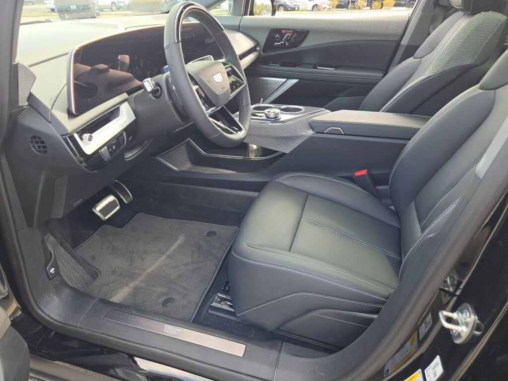 New 2026 Cadillac Optiq Sport 1 RWD image 24