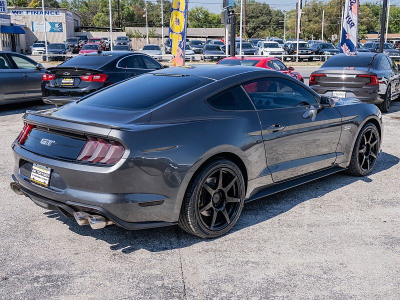Used 2018 Ford Mustang GT image 5