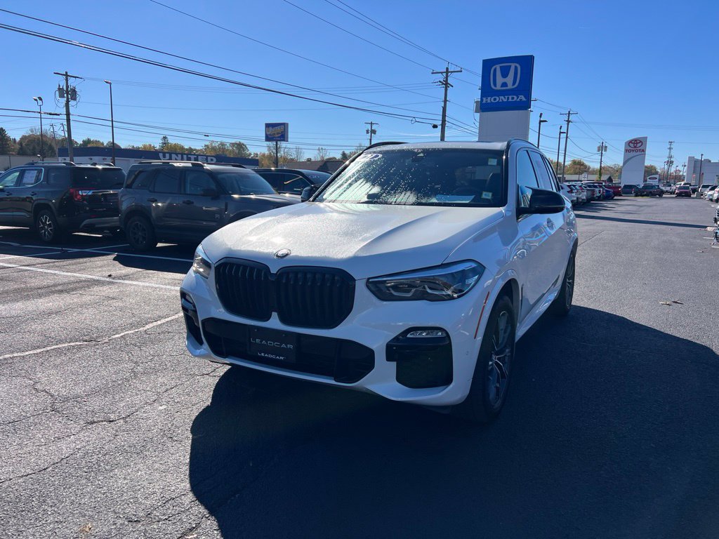 Used 2021 BMW X5 xDrive40i w/ M Sport Package AWD/4WD image 1