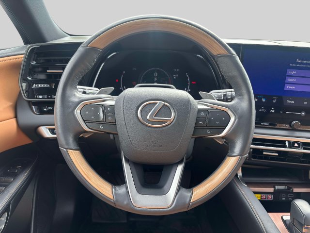 Used 2023 Lexus RX 350 Premium Plus w/ Accessory Package AWD/4WD image 19