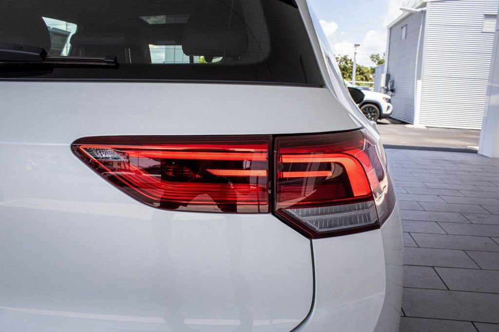 New 2025 Volkswagen GTI SE image 18