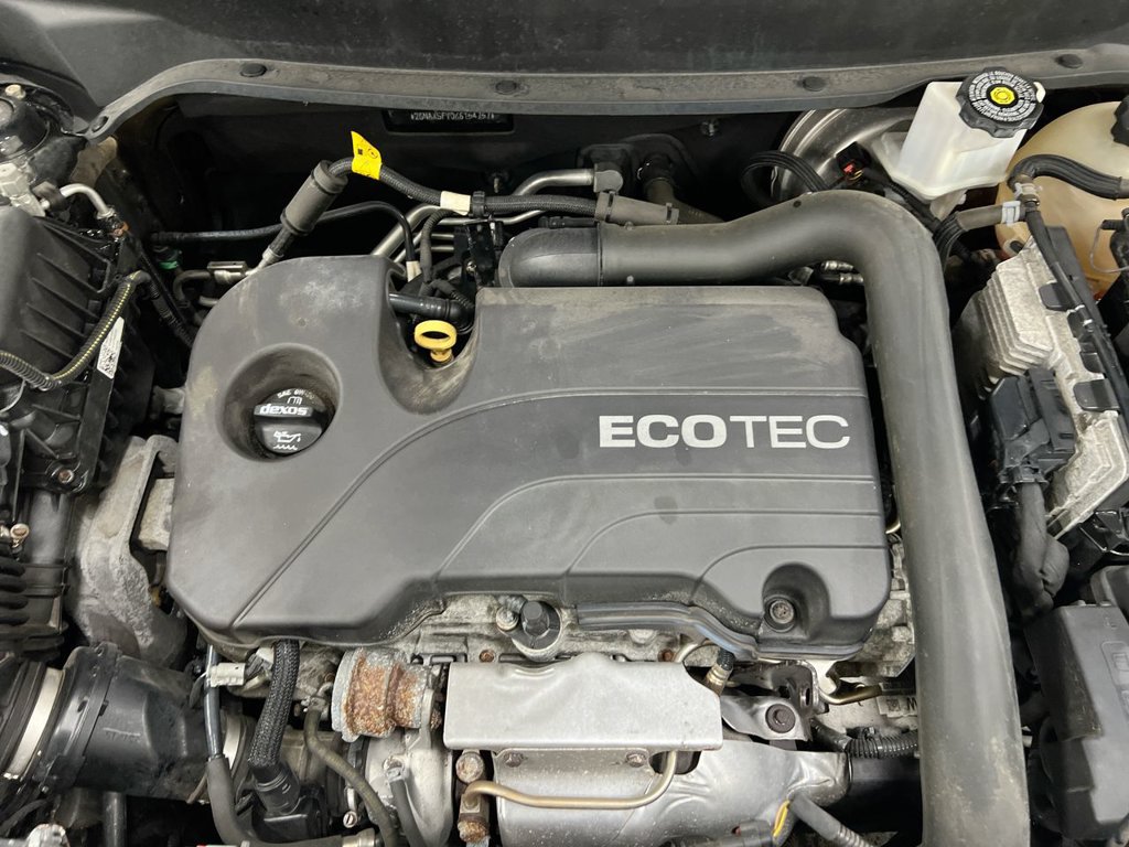 Used 2019 Chevrolet Equinox LS AWD/4WD image 24
