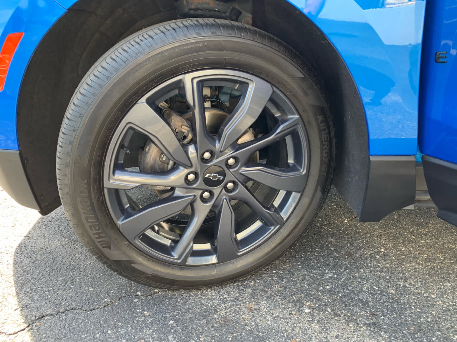 Used 2024 Chevrolet Equinox RS FWD image 8