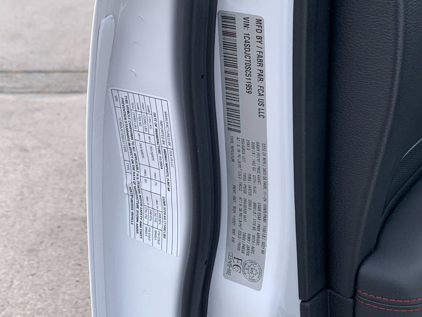 Used 2025 Dodge Durango R/T image 38