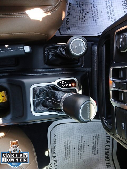 Certified 2021 Jeep Gladiator Overland w/ Popular Equipment Package AWD/4WD image 32