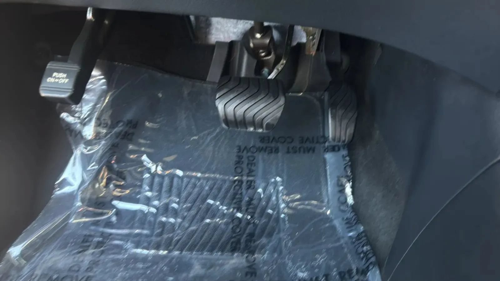 Used 2016 Nissan Rogue SV FWD image 34