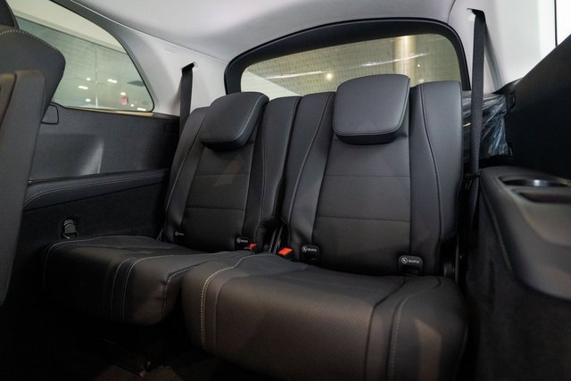 New 2026 Mercedes-Benz GLS 450 4MATIC image 36