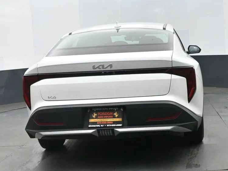 Used 2025 Kia K4 image 8