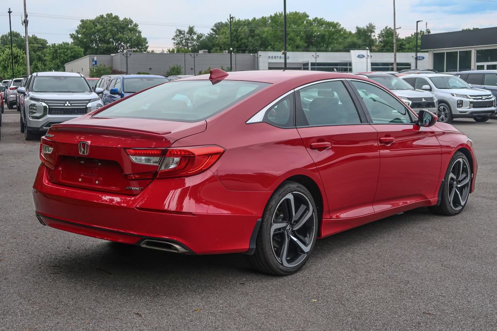 Used 2019 Honda Accord Sport image 9
